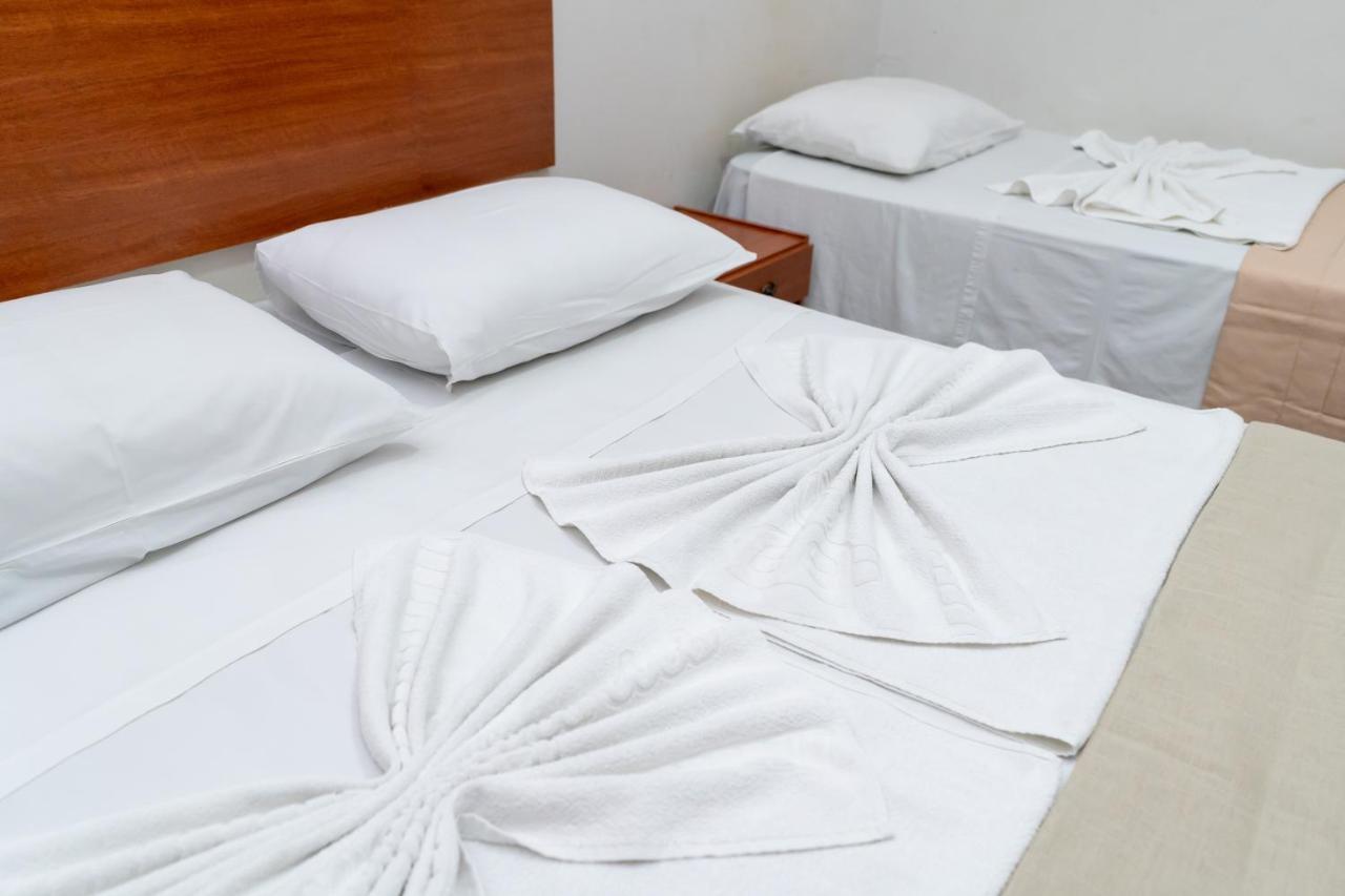 Bandeirantes Hotel กูยาบา ภายนอก รูปภาพ